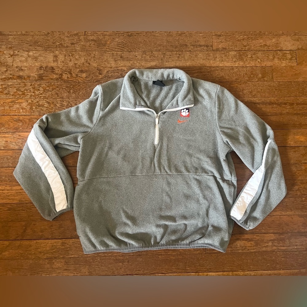 Nike Woman’s Clemson Embroidered Grey Quarter Zip Polyester Pullover Size Medium